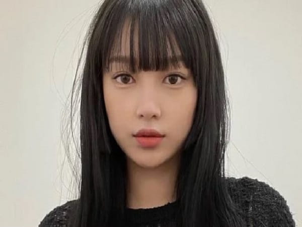 Tướng phụ nữ sắc sảo có chân tóc hình chữ M