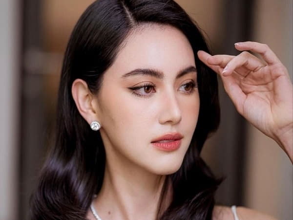 Tướng tai cao hơn lông mày và vận mệnh