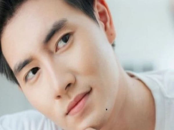 Luận ý nghĩa mụn ruồi dưới cằm nam