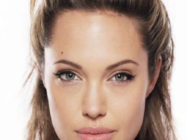 Ý nghĩa tướng trán vuông ở nữ giới